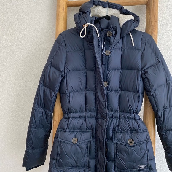 Abercrombie & Fitch Women’s Navy Blue Down Puffer Jacket Size Small Fall - Picture 2 of 11